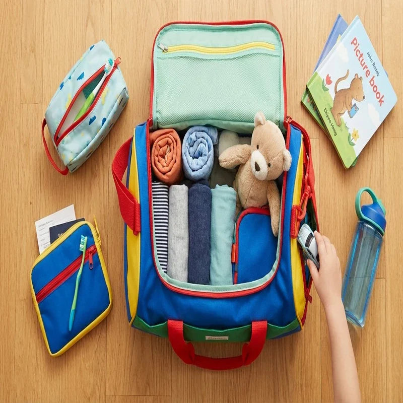 Essentiels pour sac de voyage enfant