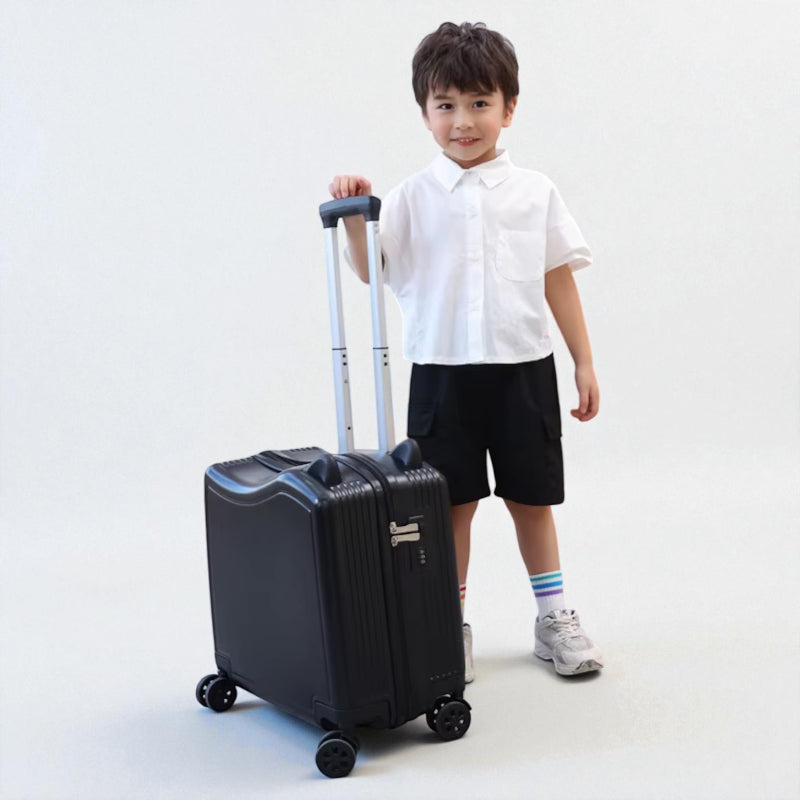 Petite valise enfant noire format cabine avec quatre roues pivotantes
