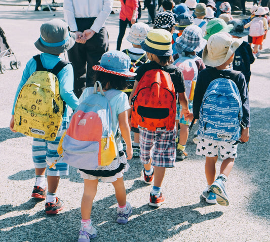 Faut-il choisir un sac à roulettes ou un sac à dos pour un enfant ?