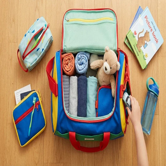 Essentiels pour sac de voyage enfant 