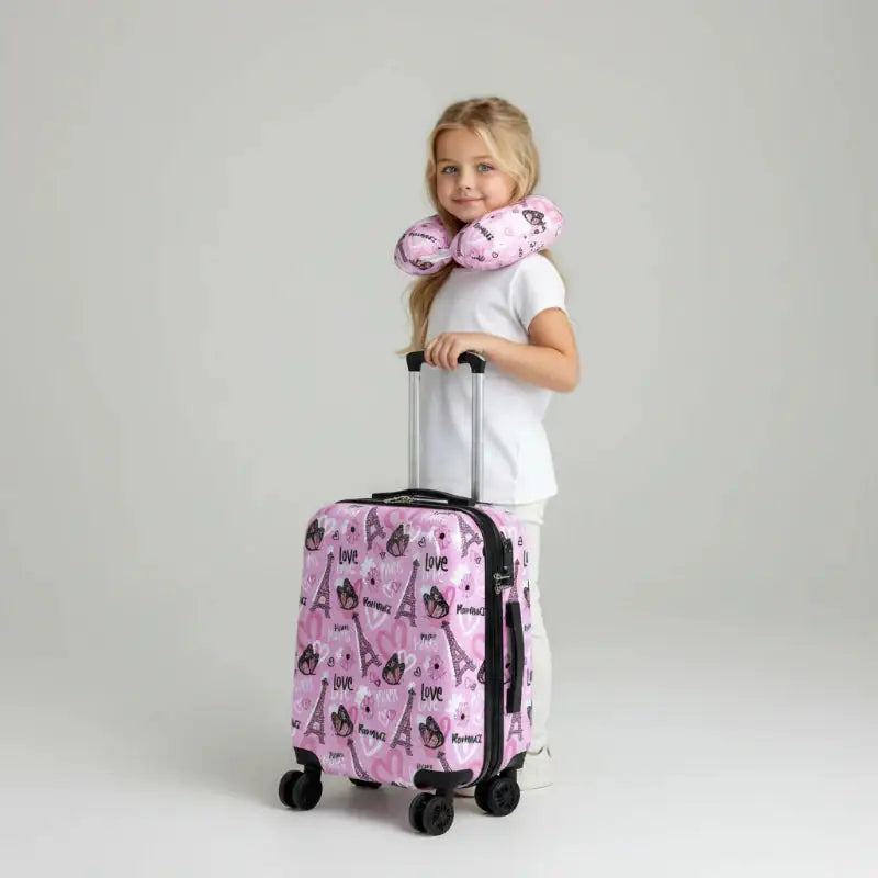 Valise enfant roulette fille  Pink Eiffel portée avec accessoires