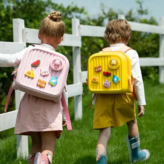 cartable fille rose garçon jaune a la ferme