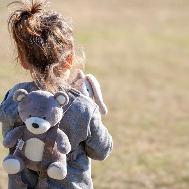 fille sac maternelle