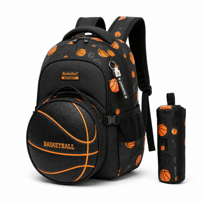 Sac à dos enfant basketball noir et orange avec plusieurs compartiments et trousse assortie, vue de trois quarts