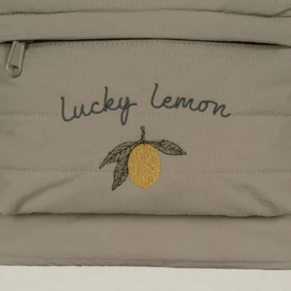 Motif citron brodé sur le sac à dos enfant maternelle Lucky Lemon