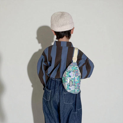 sac banane enfant lapin pastel vert porté en bandoulière dans le dos