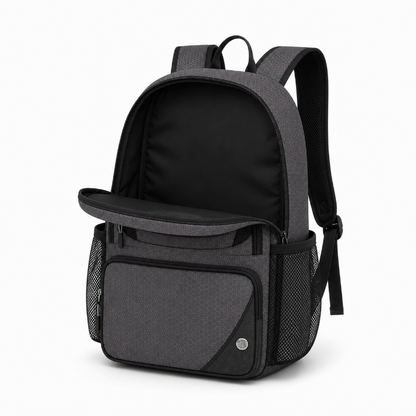 Compartiment principal ouvert du sac de foot enfant gris