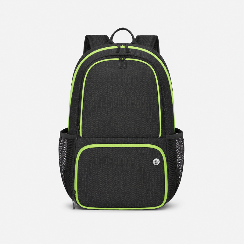 Sac de foot enfant noir et vert avec poches latérales, vue de face
