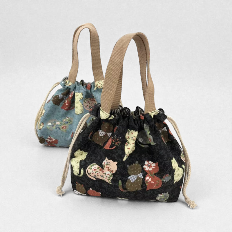 Sac à goûter enfant bento japonais avec motif chats en noir et bleu