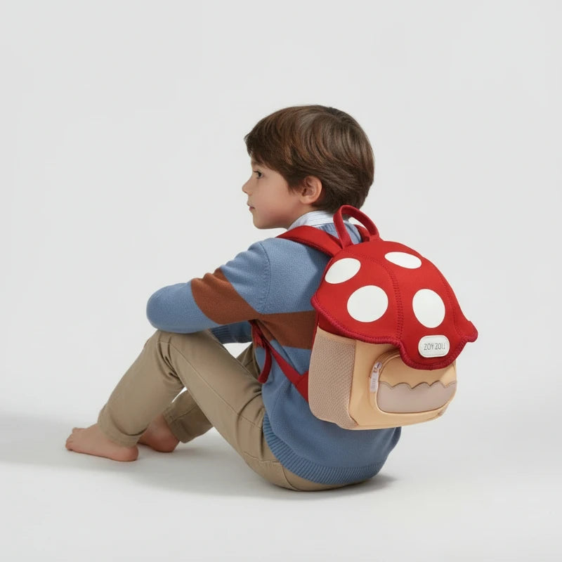 Sac maternelle champignon rouge dos assis 